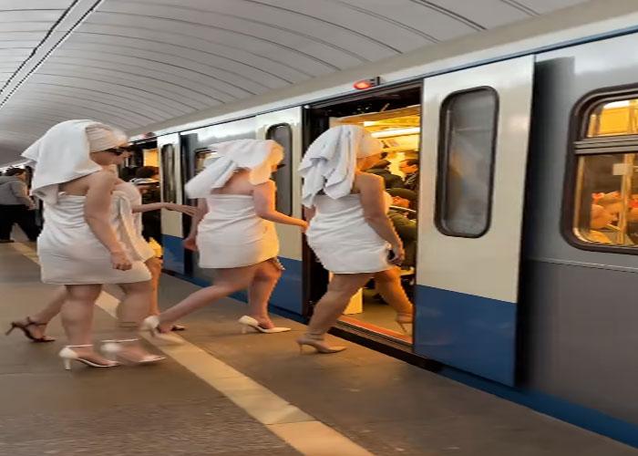 Metro Video - Four Girls Enter the Metro Wrapped in Towels – What Happens Next Will Surprise You!